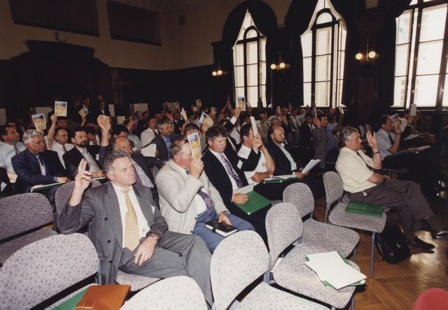 Pred 24. leti (12. maja 2000) so se na ustanovni seji zbrali prvi izvoljeni člani sveta KGZS